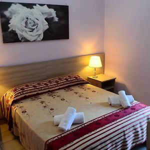 Kamer met een Queen Size Bed